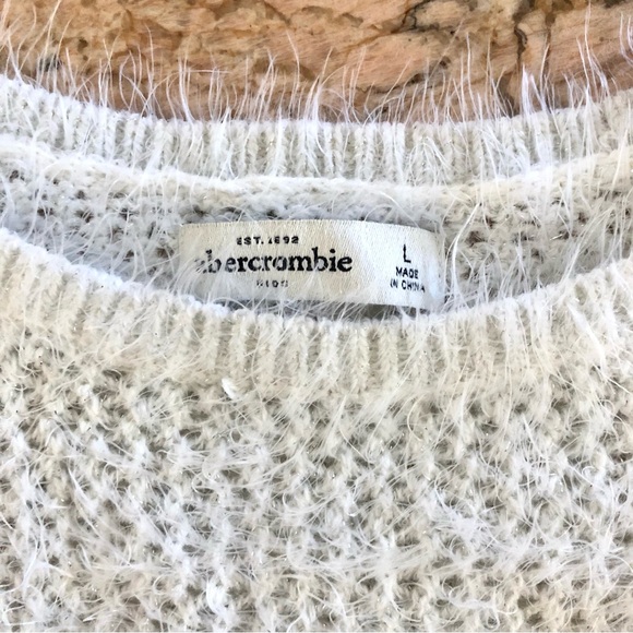 Abercrombie Kids Girl’s Sweater Winter White Silver Sparkle Thread EC - Picture 3 of 12